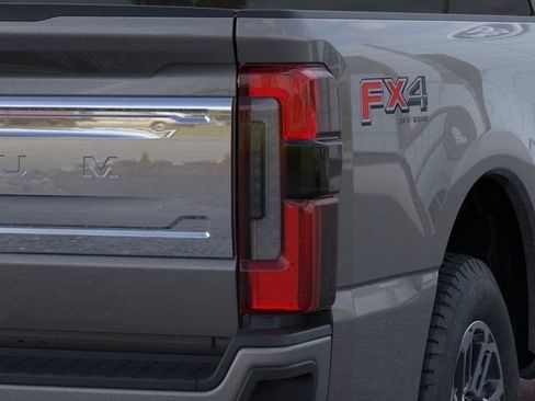 New 2026 Ford F250 Platinum w/ Platinum Plus Package AWD/4WD image 21