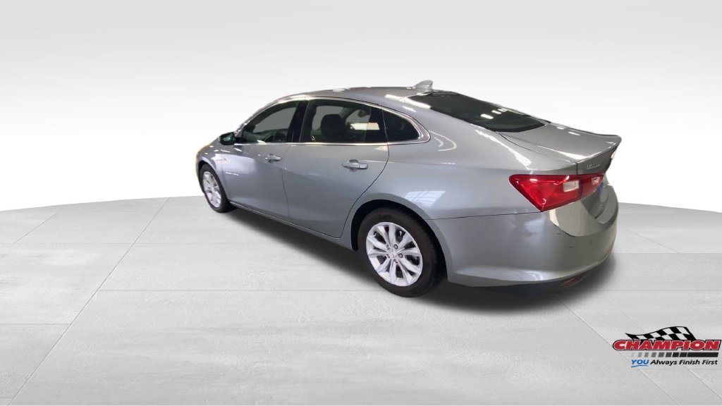 Used 2024 Chevrolet Malibu LT FWD image 7
