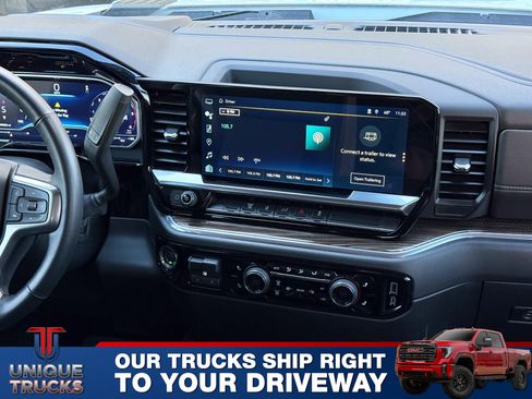 Used 2024 Chevrolet Silverado 3500 LT w/ Convenience Package image 35