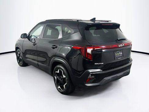 Used 2025 Kia Seltos S image 5