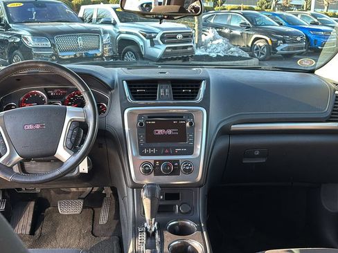 Used 2013 GMC Acadia SLE image 12