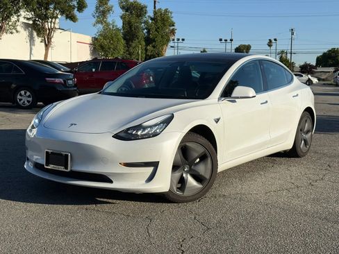 Used 2019 Tesla Model 3 Standard Range Plus RWD image 4