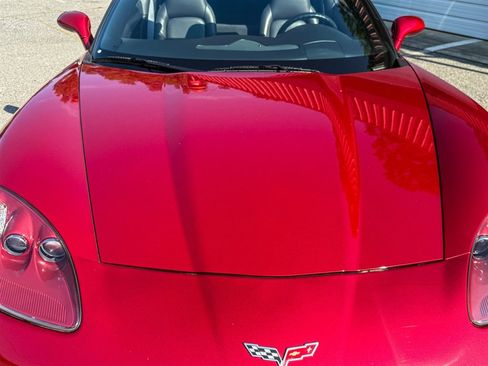 Used 2008 Chevrolet Corvette Coupe w/ Z51 Performance Package RWD image 17