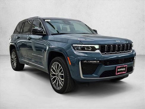 New 2026 Jeep Grand Cherokee Summit AWD/4WD image 7