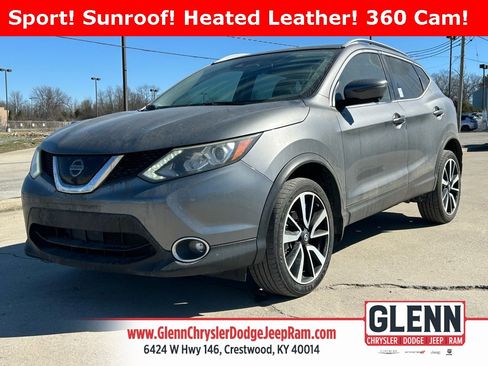 Used 2017 Nissan Rogue Sport SL w/ SL Premium Package image 1