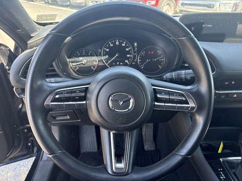Used 2019 MAZDA MAZDA3 Hatchback w/ Preferred Package image 13