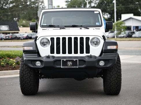 Used 2020 Jeep Gladiator Sport w/ Quick Order Package 24S AWD/4WD image 18