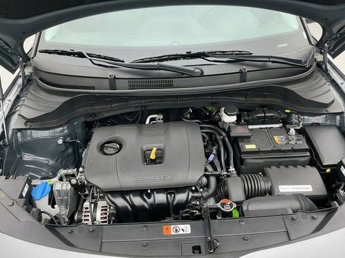 Used 2025 Kia Soul LX w/ LX Technology Package FWD image 29