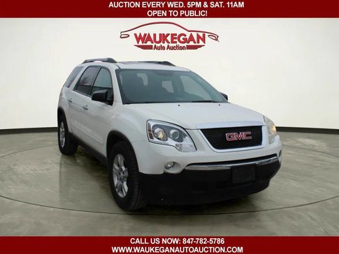 Used 2011 GMC Acadia SLE image 3