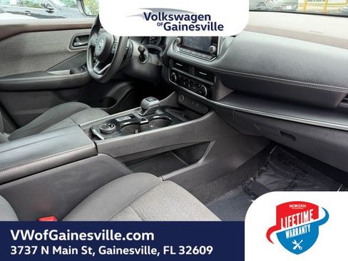Used 2021 Nissan Rogue S AWD/4WD image 10