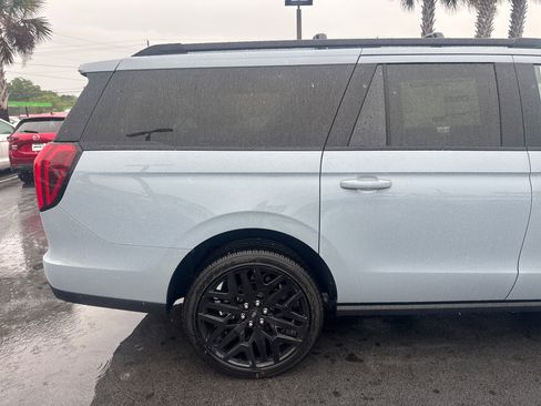 New 2026 Ford Expedition Max Platinum AWD/4WD image 7