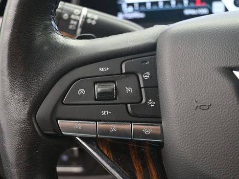 Used 2023 Cadillac Escalade ESV Premium Luxury AWD/4WD image 33