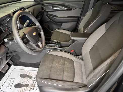Used 2021 Chevrolet TrailBlazer LT w/ Convenience Package FWD image 20