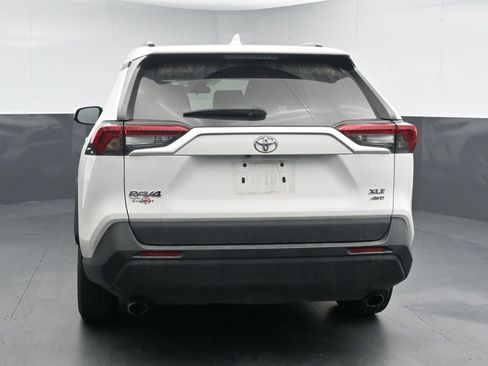 Used 2021 Toyota RAV4 XLE w/ Convenience Package AWD/4WD image 7