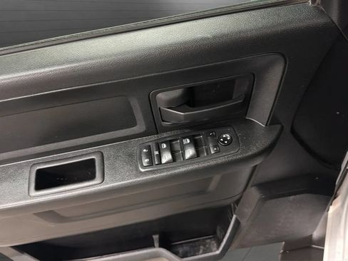 Used 2018 RAM 1500 4x4 Crew Cab w/ Protection Group image 16