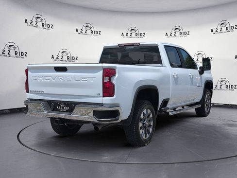 Used 2021 Chevrolet Silverado 2500 LT w/ Convenience Package AWD/4WD image 6