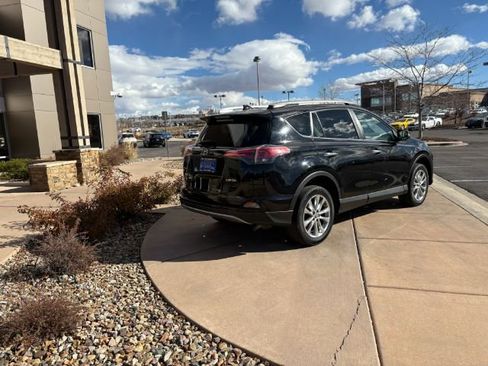 Used 2018 Toyota RAV4 Limited w/ Advanced Technology Package image 10