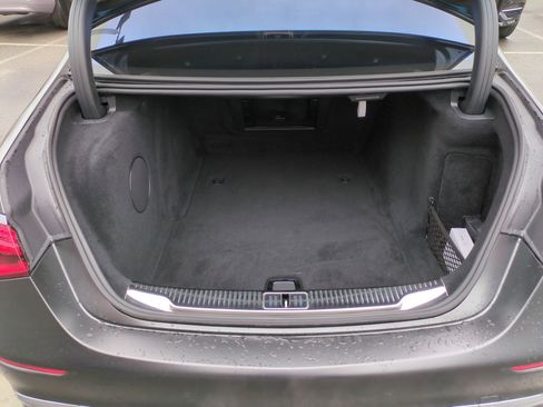 Used 2025 Mercedes-Benz Maybach S 580 4MATIC image 31