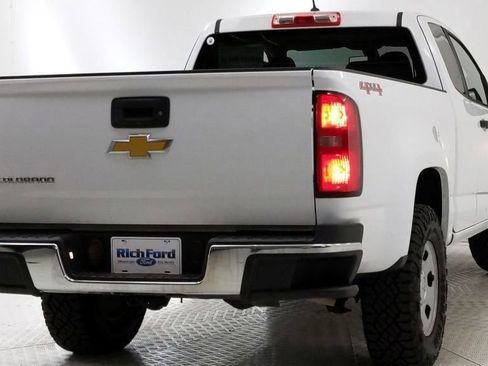 Used 2018 Chevrolet Colorado W/T w/ WT Convenience Package AWD/4WD image 4