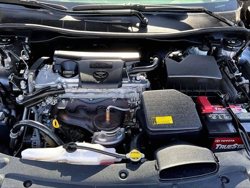 Used 2012 Toyota Camry XLE image 31