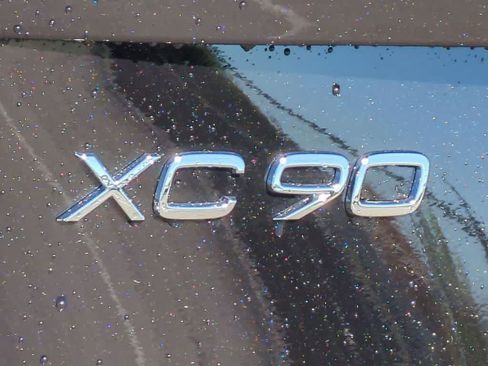 Used 2026 Volvo XC90 B6 Plus w/ Protection Package Premier AWD/4WD image 11