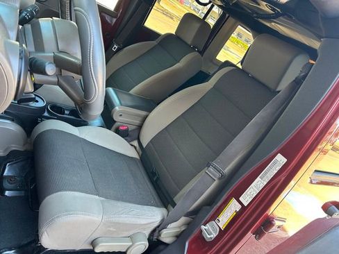 Used 2007 Jeep Wrangler X image 9