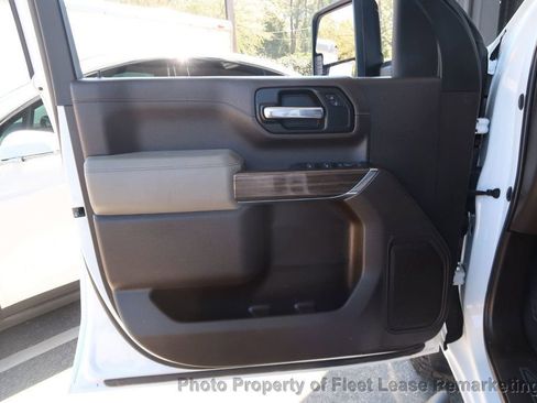 Used 2023 Chevrolet Silverado 2500 LT w/ Gooseneck/5TH Wheel Package image 13