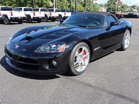 Used 2010 Dodge Viper SRT-10 w/ Protection Group RWD image 23