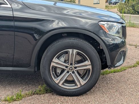 Certified 2019 Mercedes-Benz GLC 300 4MATIC image 9