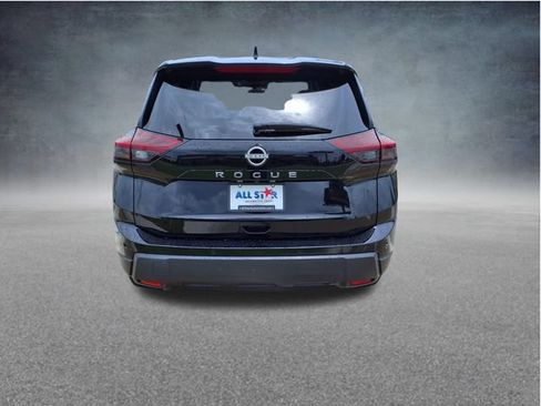 Used 2025 Nissan Rogue SV FWD image 7
