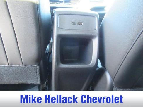 Used 2025 Chevrolet Trax LT w/ Driver Confidence Package image 18