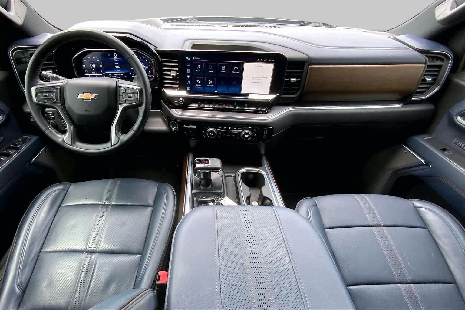 Used 2023 Chevrolet Silverado 1500 High Country w/ High Country Premium Package AWD/4WD image 24