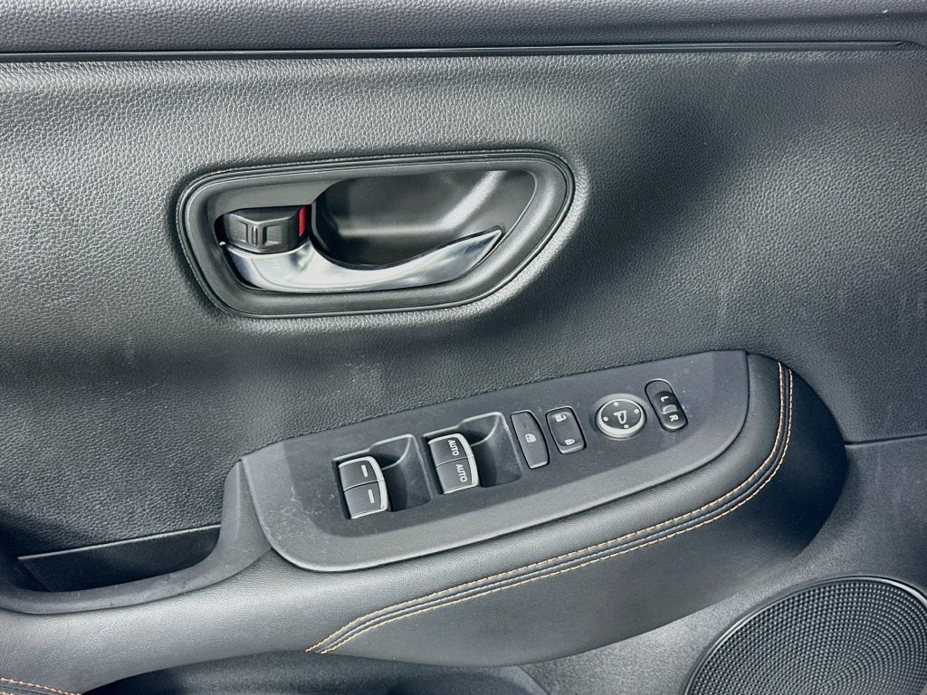 Certified 2023 Honda HR-V Sport image 17