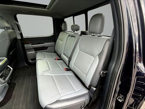 Used 2021 Ford F150 Lariat w/ Equipment Group 502A High AWD/4WD image 27