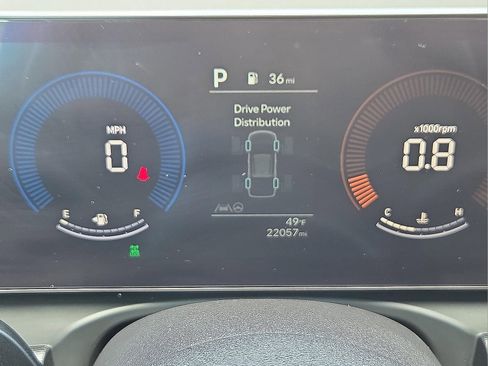 Used 2025 Hyundai Santa Cruz SE image 23