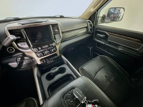 Used 2021 RAM 3500 Laramie AWD/4WD image 11