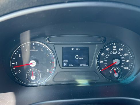 Used 2020 Kia Sorento S AWD/4WD image 29