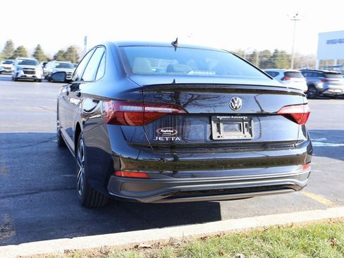 Used 2023 Volkswagen Jetta Sport image 20