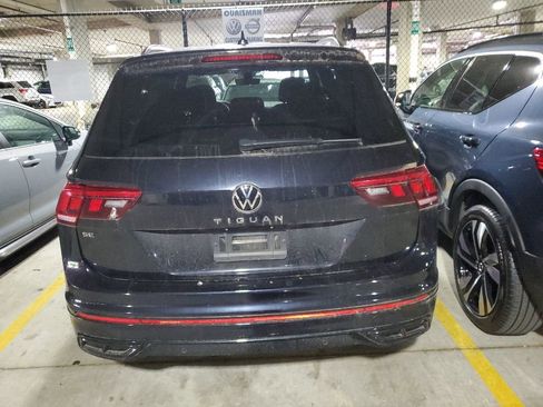 Used 2022 Volkswagen Tiguan SE R-Line FWD image 3