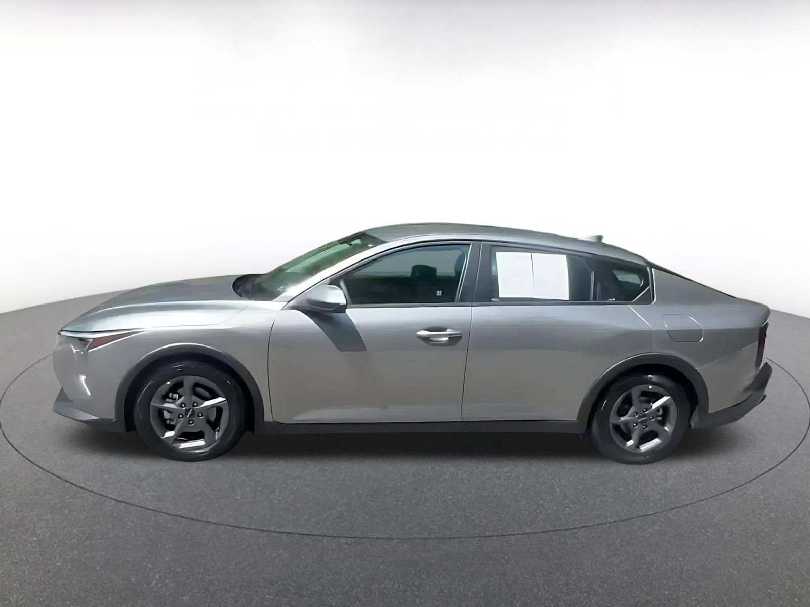 Used 2026 Kia K4 FWD image 9