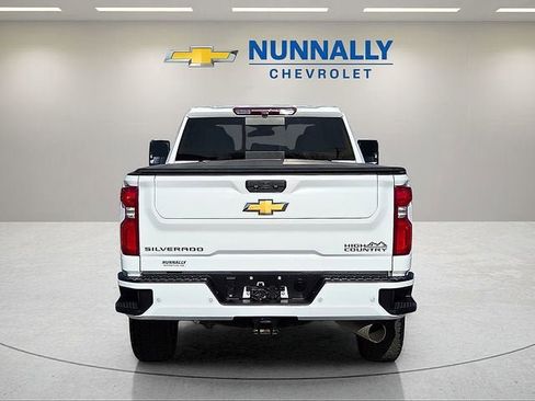 Certified 2024 Chevrolet Silverado 3500 High Country image 4