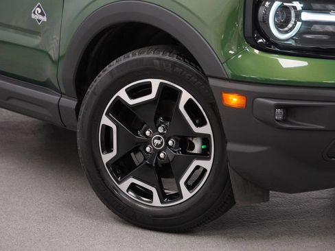 Used 2023 Ford Bronco Sport Outer Banks w/ Tech Package AWD/4WD image 4