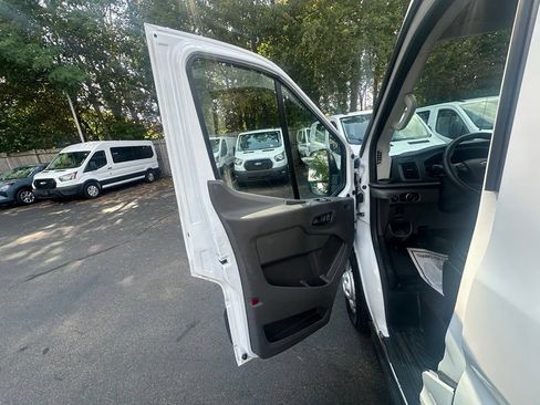 Used 2025 Ford Transit 250 148 High Roof AWD image 14
