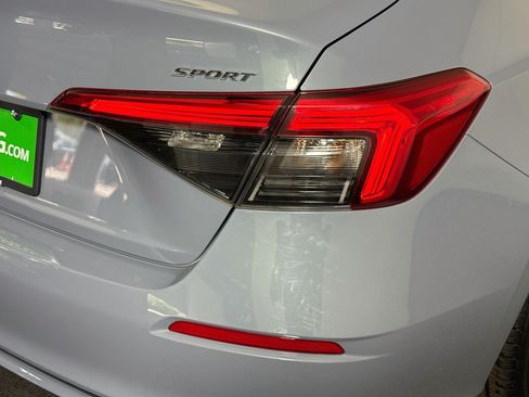 Used 2023 Honda Civic Sport image 34