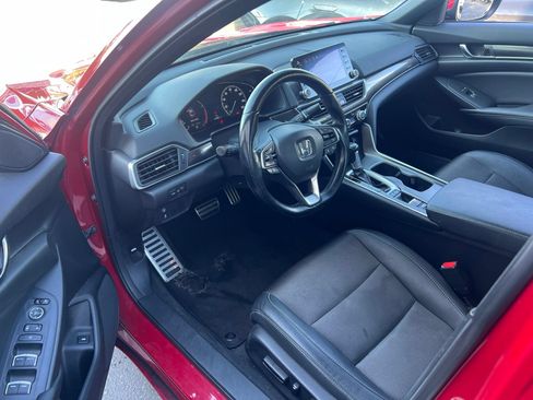 Used 2020 Honda Accord Sport image 3