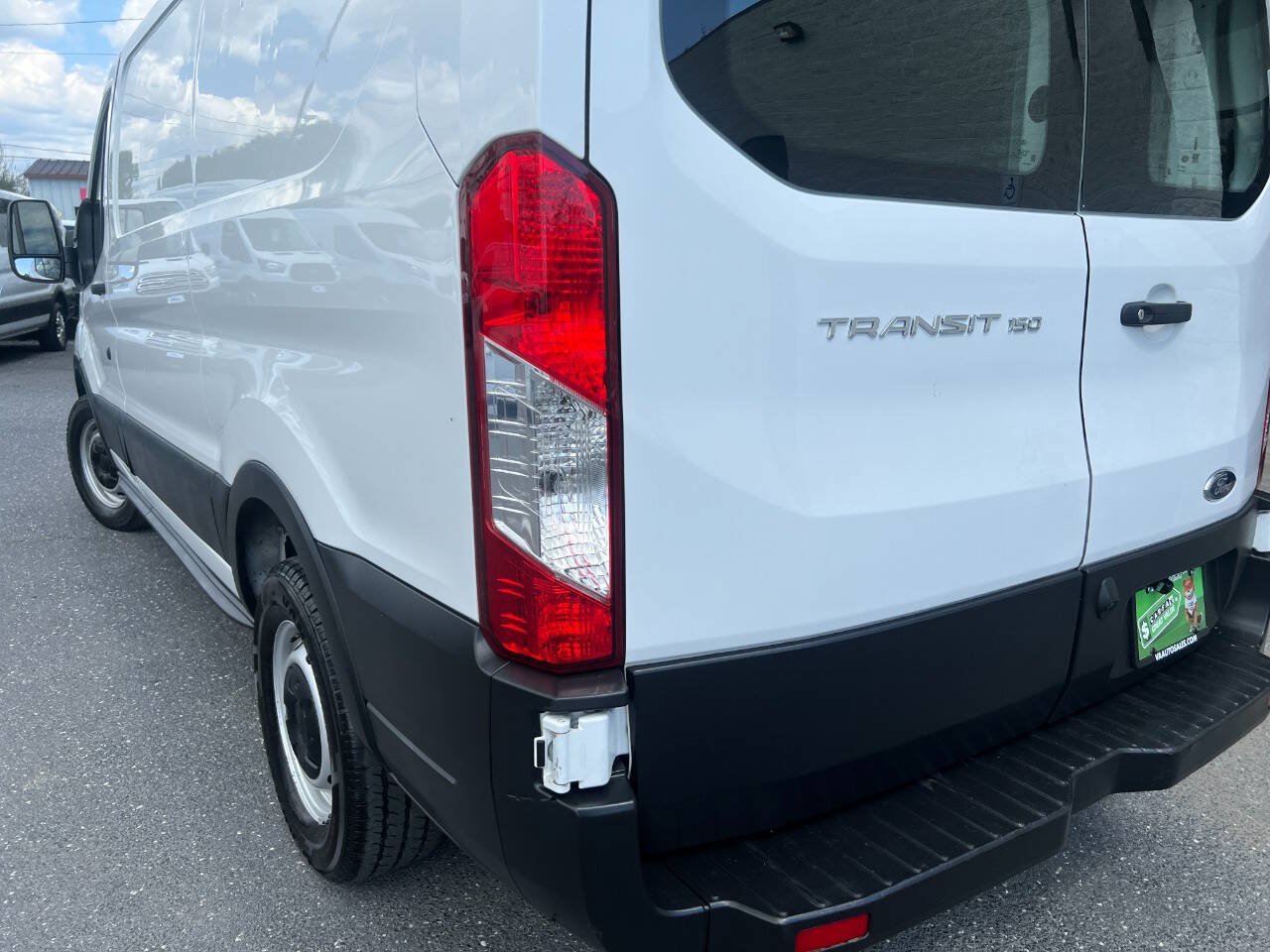 Used 2019 Ford Transit 150 130 Low Roof RWD image 34