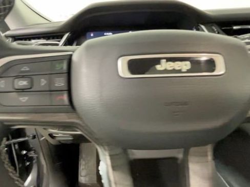 Used 2023 Jeep Grand Cherokee 30th Anniversary AWD/4WD image 23