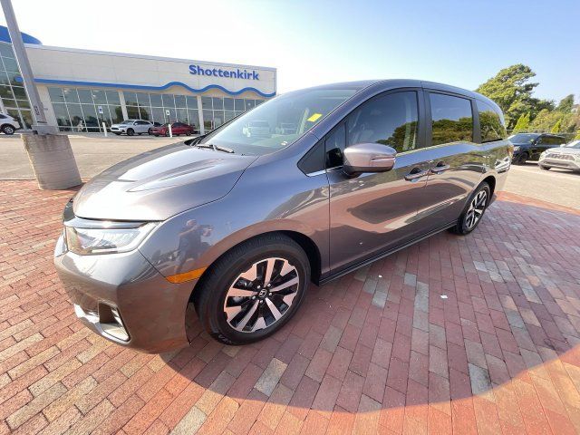 Certified 2026 Honda Odyssey EX-L image 28