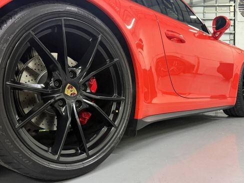 Used 2017 Porsche 911 Carrera 4S AWD/4WD image 9