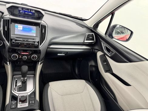 Used 2020 Subaru Forester Premium AWD/4WD image 53